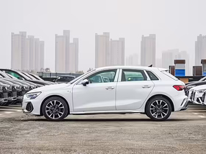 2025 AU Di A3สปอร์ต35TFSI Flying <span class=keywords><strong>Chi</strong></span> Joy Edition 5ประตู5-seater แฮทช์แบครถเบนซินขายดีที่สุดสำหรับรถผู้ใหญ่ - Product Image 2