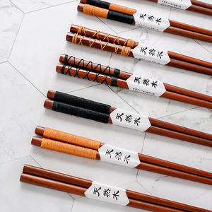 Baguettes en bois de bambou réutilisables, logo personnalisé, ensemble cadeau, baguettes en bois naturel, baguettes de sushi, 1 paire - Product Image 4