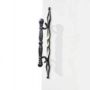 Poignée de portail en fer forgé traditionnelle Iron Nature avec motif décoratif, galvanisée, résistante à la rouille, installation facile, 10 pieds pour portails - Product Image 1