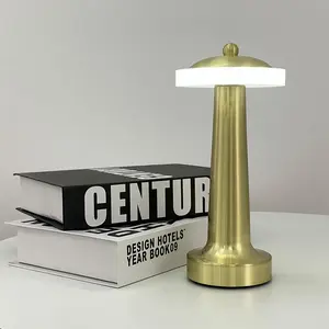 Nordic otel yemek restoran yatak yan kısılabilir akülü Metal Lampada Da Tavolo LED şarj edilebilir masa lambası