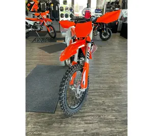 Moto Dirt bike KTM 2023 XC NOUVEAU STOCKÉ 250
