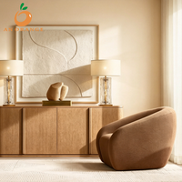 Fauteuil individuel de luxe au design moderne pour salon, avec dossier enveloppant et coussin moelleux, mobilier d'intérieur pour appartement