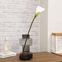 Tige de lys calla artificielle Premium Real Touch 76 cm, fleur artificielle réaliste pour la décoration de vases d'hôtels de luxe et de maisons.