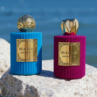 Flacon de parfum en velours premium 50 ml 100 ml rouge rose, flacon de parfum luxueux au design personnalisé avec bouchon en alliage de zinc en forme de couronne