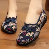 Sapatos de mãe de meia-idade e idosos, calçado liso e casual para dança, estilo étnico das mulheres de pequim