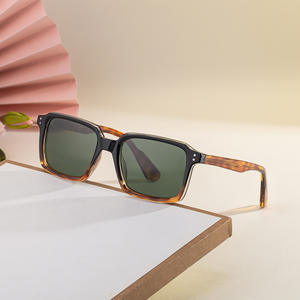 Lunettes de soleil carrées ZT-99307 pour hommes, protection UV400, verres PC, monture en plastique et métal, couleur noire, protection solaire classe 2 - Product Image 1