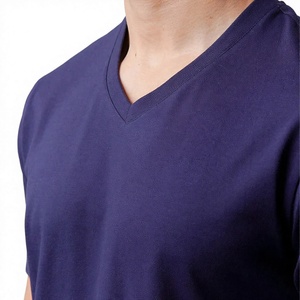 T-shirt Premium Homme Col V Manches Courtes Basique Décontracté Printemps Été Automne Personnalisation Marque OEM ODM Fournisseur Grossiste - Product Image 2
