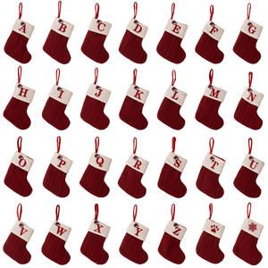 Aanpasbare Rode Gebreide Kerstsokken Snoepvormige Kerstboom Hanger Geborduurde Brief Sokken Thuis Feest Decoraties - Product Image 5