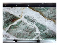 Grande dalle de quartzite cristallin botanique poli naturel de 20 mm d'épaisseur, design moderne haut de gamme pour projets hôteliers et villas, jade vert