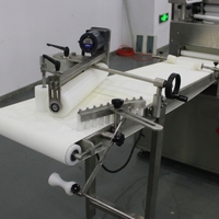Ligne de production entièrement automatique de pâtisseries croustillantes fourrées en acier inoxydable 304, machine à fabriquer des gâteaux, dispositif de formage