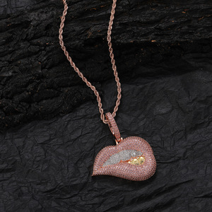 จี้รูปปาก, เครื่องประดับฮิปฮอป, เครื่องประดับสำหรับไนท์คลับ, จี้รูปปากใหญ่ประดับเพชรซิร์คอน - Product Image 2