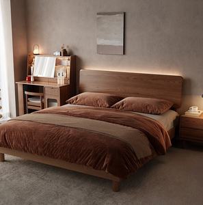 Lit d'hôtel Deep Wood Serenity |   Bois chaud + éclairage d'ambiance créant une zone de sommeil relaxante dans la chambre d'hôtes. - Product Image 2