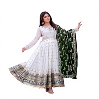Salwar Kameez Sutra Putih Elegan dengan Dupatta Bordir Hijau, Panjang hingga Mata Kaki, Pakaian Pernikahan Wanita, Gaya Tradisional India Pakistan