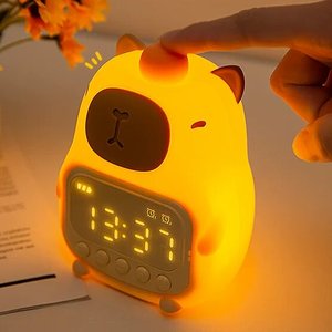 Réveil-lampe à thème Capybara avec système d'arrêt automatique et fonction snooze pour un usage quotidien par les enfants - Product Image 4