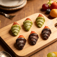 Breloque en résine en forme de croissant au chocolat matcha simulé pour accessoires de coque de téléphone DIY à la colle crème et décoration de paysage miniature