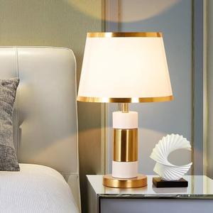 Lampe de table de luxe créative américaine postmoderne, tactile, minimaliste, lampe de bureau pour chambre à coucher, salon, bureau, lumière LED - Product Image 3