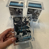 Vente en gros de boîtes de protection pour paquets de boosters Pokémon 151 en acrylique résistant aux UV à 99 %, lot de 6, avec couvercle magnétique pour TCG