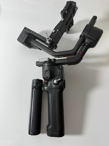 Stabilisateur de prise de vue portable professionnel Ronin RS <span class=keywords><strong>4</strong></span> Pro, capacité de charge utile de <span class=keywords><strong>4</strong></span>,5 kg, très vendu - Product Image 1