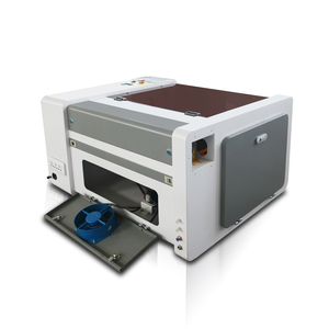 เครื่องแกะสลักเลเซอร์ CO2 รุ่นขายดี FDC-440 ขนาด 400x400 มม. กำลัง 60 วัตต์ สำหรับอะคริลิกและไม้ พร้อมแกนออปติคอลคู่ - Product Image 3