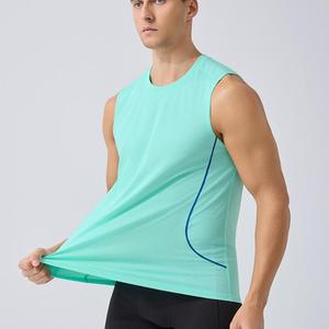 Débardeur de sport pour homme en polyester uni, séchage rapide, personnalisable, pour la course à pied - Product Image 4