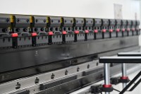 Presse plieuse CNC entièrement automatique LIANGJI 170T LPA-170T/4000 pour la fabrication de précision, acier inoxydable, aluminium, acier au carbone