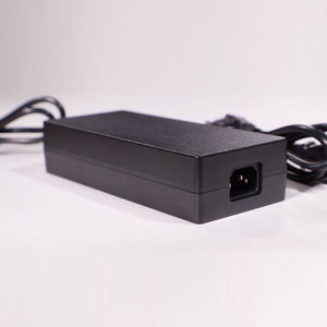 Adaptador de Fonte de Alimentação 20V120W 20V6.0A DC <span class=keywords><strong>100</strong></span>-<span class=keywords><strong>240V</strong></span> AC <span class=keywords><strong>50</strong></span>/<span class=keywords><strong>60Hz</strong></span> Entrada para Conexão de Desktop 120W 20V6A Adaptador AC-DC - Product Image 4