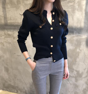 Cardigan en tricot ajusté pour femme, coupe courte, style vintage, manches longues, tendance - Product Image 4