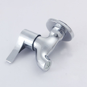 Grifo de Lavabo de Pared con Monomando, Válvula de Latón, Estilo Minimalista, para Uso en Exteriores - Product Image 3