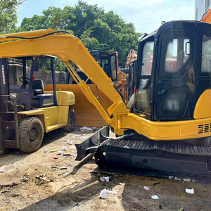 Mini-excavatrice sur chenilles Komatsu PC40MR d'occasion, faible nombre d'heures de travail, pour travaux de construction urbaine, aménagement paysager et travaux agricoles - Product Image 1