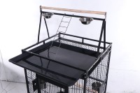 Vente en gros Grande cage à oiseaux en métal Cage à oiseaux mobile avec roues Cage à perroquet spacieuse en fil de fer avec plateau amovible Mangeoire