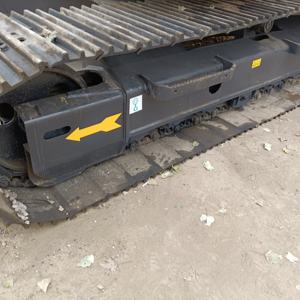 Pelle sur chenilles Komatsu PC130 de haute qualité Japon Machines de construction d'occasion Noyau à faible durée comprenant une pompe à moteur - Product Image 2