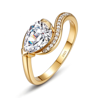 Fabricant de bijoux en moissanite sur mesure, vente en gros, bague de fiançailles en argent sterling 925, coupe poire, plaquée or 18 carats pour femmes