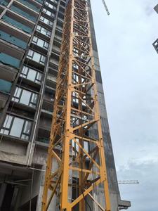Nouvelle grue à tour à plateforme plate Zoomlion W7025-12E 2021 avec hauteur de travail autonome de 60 m, moteur et boîte de vitesses, capacité de levage de 12T - Product Image 1
