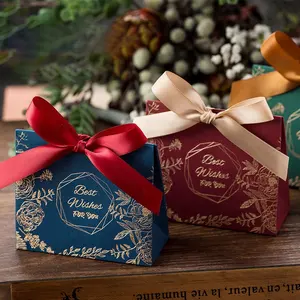 럭셔리 사용자 정의 빈티지 유럽 그린 골드 호일 종이 크리스마스 생일 결혼식 호의 기념품 사탕 가방 상자 Bowknot