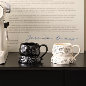 <span class=keywords><strong>Tasse</strong></span> irrégulière de niveau d'apparence élevé Nouvelle <span class=keywords><strong>tasse</strong></span> en céramique de <span class=keywords><strong>grande</strong></span> capacité de bureau anglais - Product Image 6