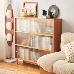 Librería de pie de madera maciza de cerezo estilo nórdico con puertas de vidrio y gabinete de almacenamiento para el hogar, oficina o sala de estar. - Product Image 2