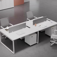 Bureau de travail modulaire moderne pour 2, 4 ou 6 personnes, table d'ordinateur blanche pour personnel avec écran et piédestal