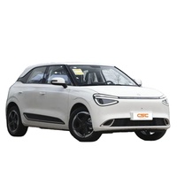 Le Dongfeng Nammi 01 2024, véhicule à énergie nouvelle, voiture compacte et légère, en vente en Chine.