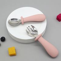 Vente en gros de vaisselle douce pour enfants, fourchette et cuillère en silicone pour bébé, sensible à la chaleur