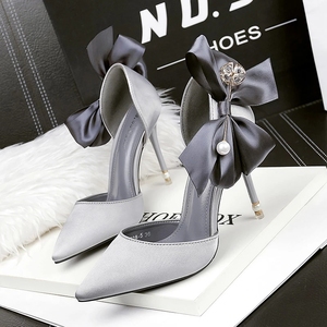 Zapatos <span class=keywords><strong>de</strong></span> tacón alto para mujer, calzado Sexy <span class=keywords><strong>de</strong></span> boda, zapatos <span class=keywords><strong>de</strong></span> novia, <span class=keywords><strong>sandalias</strong></span> <span class=keywords><strong>de</strong></span> aguja <span class=keywords><strong>blancas</strong></span> para boda - Product Image 4