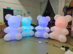 Simpatico modello di orsetto gommoso gonfiabile con luce a LED per decorazioni natalizie - Product Image 2