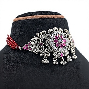 Collar de Plata Oxidada Hecho a Mano con Diseño Floral de Lujo, Estilo Choker, para Festivales, Bodas, Inspiración Tradicional India - Product Image 1