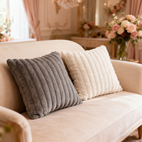 Housse de coussin carrée 45*45cm pour l'hiver, coussin de canapé chaud pour la décoration, housse de coussin moderne rayée en fausse fourrure de lapin