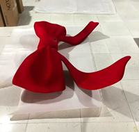 Décoration de vitrine et d'événements en forme de nœud rouge surdimensionné en fibre de verre personnalisée