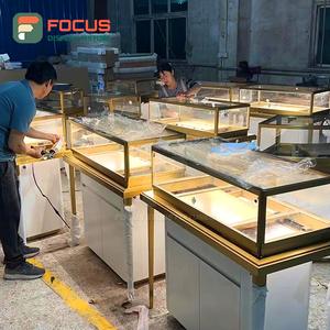 Vitrine de présentation de bijoux haut de gamme, étagères en verre, cadre en métal, base en bois, plusieurs niveaux, verrouillable, éclairage LED - Product Image 5