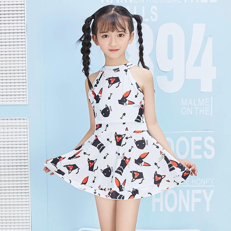 สีขาวสำหรับเด็กผู้หญิง