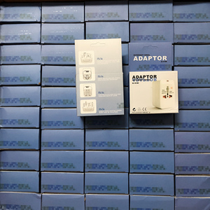 EU chúng tôi UK AU Thụy Sĩ Brazil Indonesia Canada France Thế Giới tất cả trong một phổ quảng cáo du lịch adaptors với 2 USB - Product Image 4