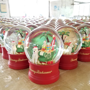 Tùy Chỉnh Bóng Nước Quả Cầu Tuyết Nhự<span class=keywords><strong>a</strong></span> Lưu Niệm Polyresin Tuyết Bóng Trang Trí Nội Thất Cho Giáng Sinh - Product Image 2