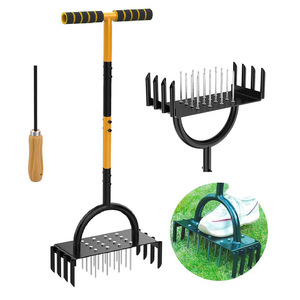 Aérateur de pelouse en acier au carbone, profondeur de 15 cm, décompacteur de sol amélioré 2 en 1 pour l'entretien des pelouses - Product Image 1
