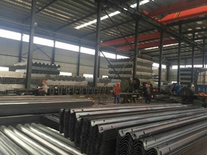 Rào cản va chạm giao thông Ba sóng cho lan can đường cao tốc an toàn đường bảo vệ đường ray W chùm đường cao tốc hộ Lan Tôn sóng đôi - Product Image 6